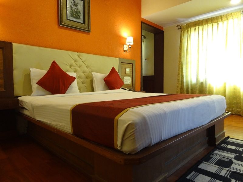 Golden Metro Hotel Bangalore Esterno foto