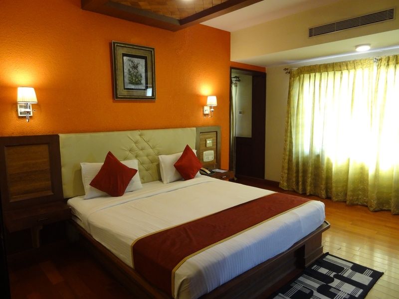 Golden Metro Hotel Bangalore Esterno foto